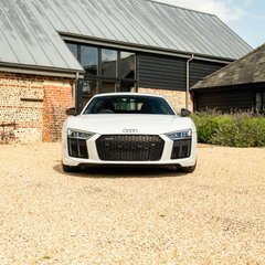 Audi R8 5.2 FSI V10 Plus S Tronic quattro Euro 6 (s/s) 2dr 1