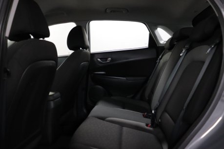 Hyundai KONA SE 41
