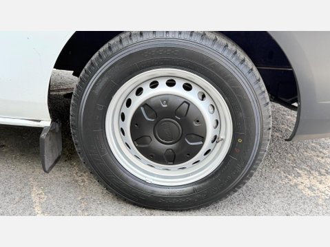Ford Transit Custom 270 LR P/V 17