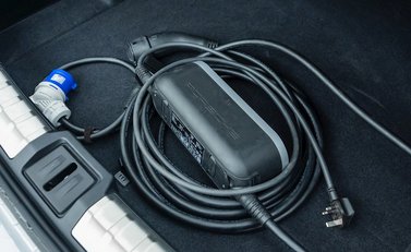 Porsche Taycan Turbo 34