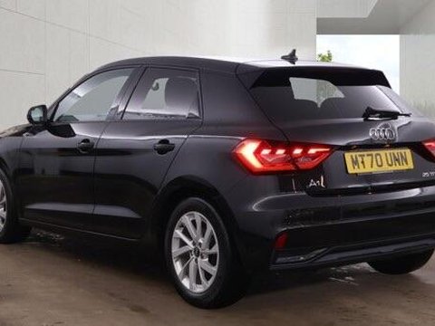 Audi A1 1.0 TFSI 25 Sport Sportback S Tronic Euro 6 (s/s) 5dr 8