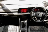 Volkswagen Golf R-LINE TSI 3