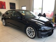 Tesla Model 3 LONG RANGE AWD 45,000m black vegan leather, 19 inch alloys 18