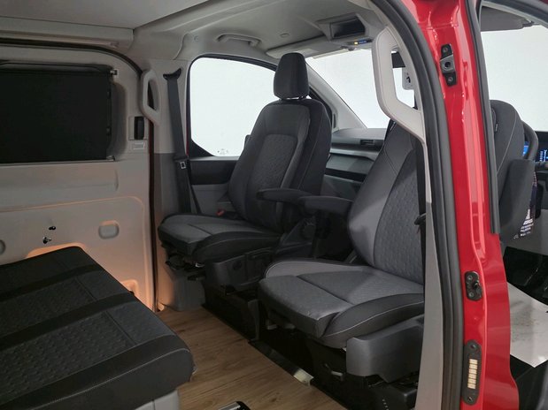 Ford Transit Custom Nugget L1 Titanium Auto *new* 19