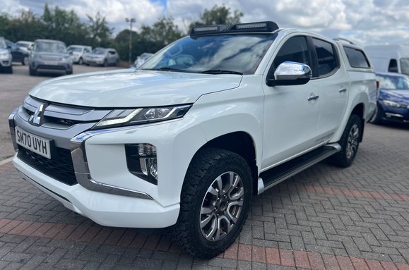 Mitsubishi L200 DI-D BARBARIAN DOUBLE CAB AUTO REAR CANOPY 11