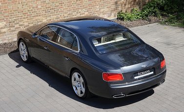 Bentley Flying Spur W12 Mulliner 11