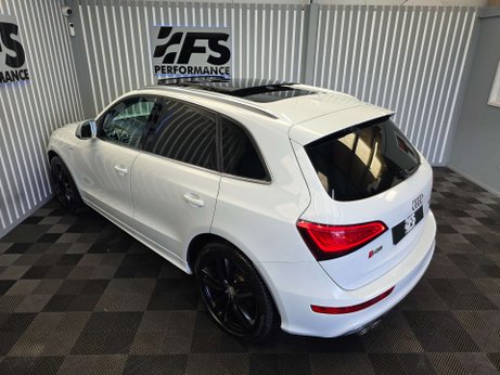 Audi SQ5 3.0 BiTDI V6 SUV 5dr Diesel Tiptronic quattro Euro 5 (s/s) (313 ps) 15