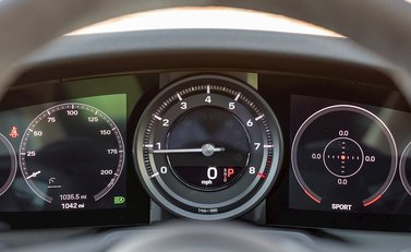 Porsche 911 (992) Carrera 4S 17