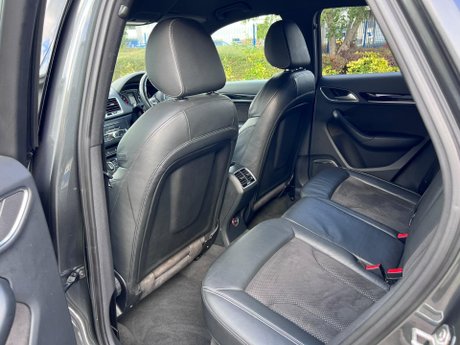 Audi Q3 1.4 TFSI CoD Black Edition S Tronic Euro 6 (s/s) 5dr 38