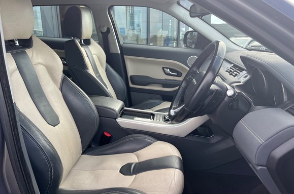 Land Rover Range Rover Evoque 2.2 SD4 DYNAMIC AUTO 17