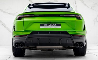Lamborghini Urus PERFORMANTE 8