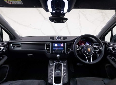 Porsche Macan GTS PDK 13