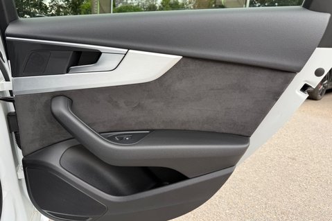 Audi A4 AVANT TFSI S LINE - DRIVING ASSIST PACK - VIRTUAL COCKPIT - APPLE CAR PLAY  33