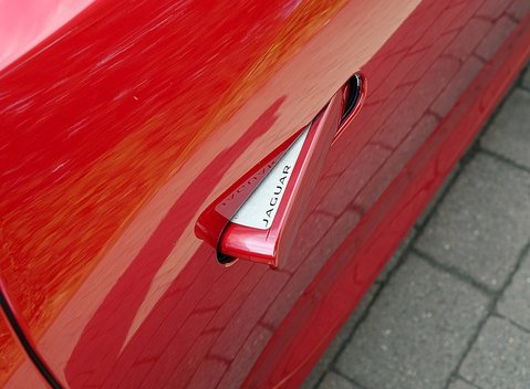 Jaguar F-Type V6 S Convertible 16
