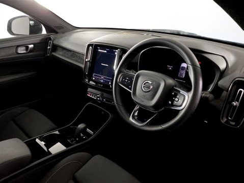 Volvo C40 Recharge 69kWh Core SUV 5dr Electric Auto (231 ps) Cruise Control - DAB Ra 12