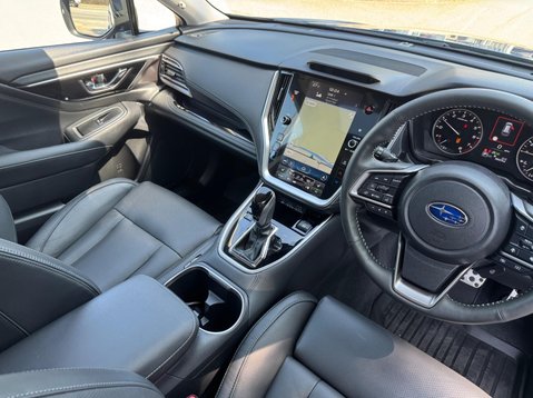 Subaru Outback TOURING 22