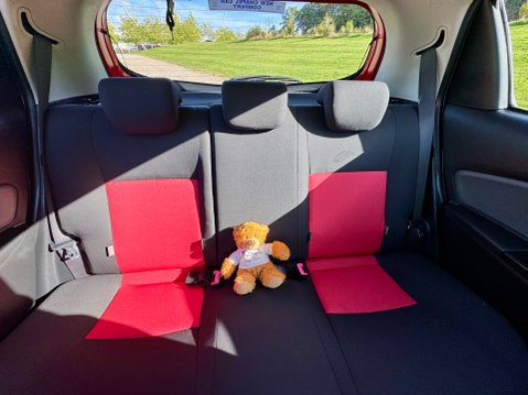 Toyota Yaris VVT-I SPORT 36
