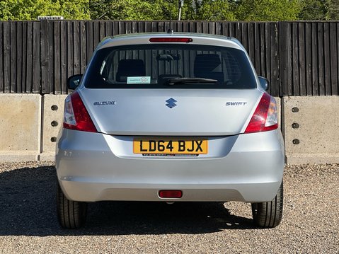 Suzuki Swift SZ3 8
