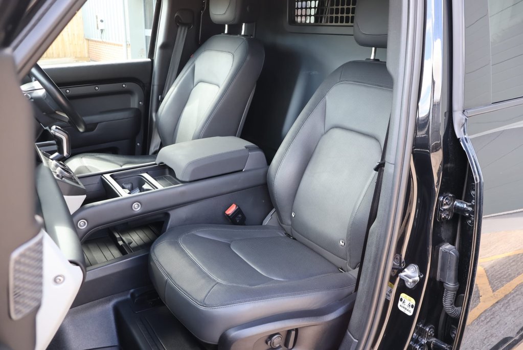 Land Rover Defender 110 D300 HARD TOP X-DYNAMIC HSE MHEV HUGE SPEC STYLED AT SEEKER  22