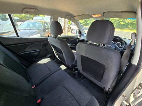 Kia Picanto 2 13