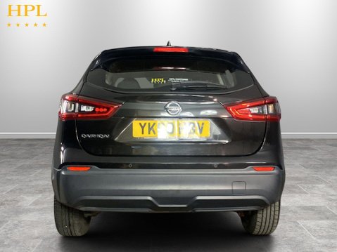 Nissan Qashqai 1.3 DIG-T Acenta Premium SUV 5dr Petrol Manual Euro 6 (s/s) (140 ps) Alloys 6