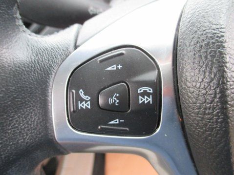 Ford B-Max 1.0T EcoBoost Titanium Navigator Euro 6 5dr 35