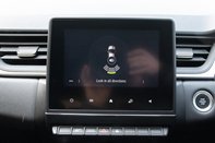 Renault Captur EVOLUTION TCE MHEV 29