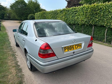 Mercedes-Benz C Class 1.8 C180 Elegance 4dr 14