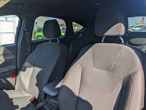 Ford Focus ST-LINE 16