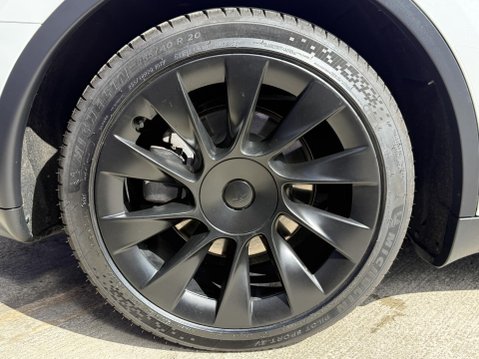Tesla Model Y SUV 5dr Electric Auto RWD (346 ps) 15
