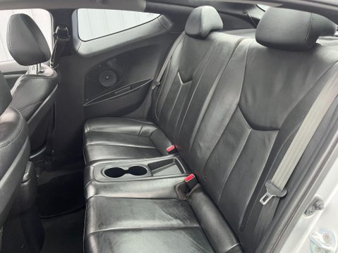 Hyundai Veloster 1.6 GDi Sport Euro 5 4dr 35