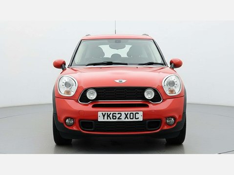 Mini Countryman 2.0 Cooper SD SUV 5dr Diesel Auto ALL4 Euro 5 (143 ps) 2