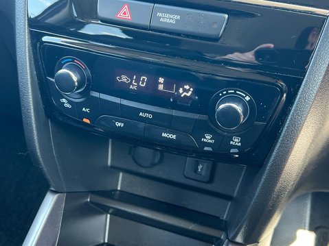 Suzuki Vitara SZ-T 32