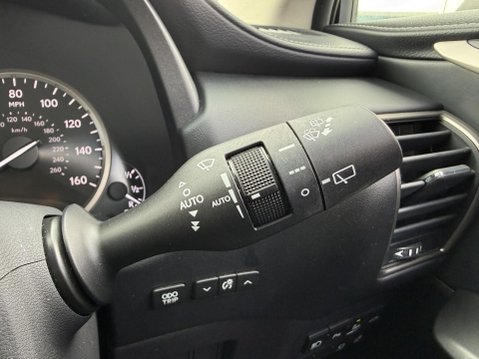Lexus NX 2.5 300h Premier SUV 5dr Petrol Hybrid E-CVT 4WD Euro 6 (s/s) (197 ps) 37