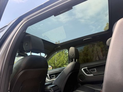 Land Rover Discovery Sport 2.0 Discovery Sport Black HSE TD4 Auto 4WD 5dr 15