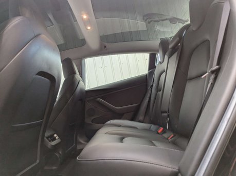 Tesla Model 3 Model 3 Long Range AWD 4WD 4dr 67