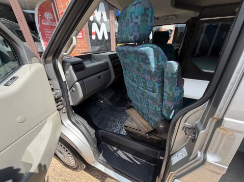 Bilbos Nektar T4 2.5 SWB 2 BERTH POP TOP CAMPER VAN 6