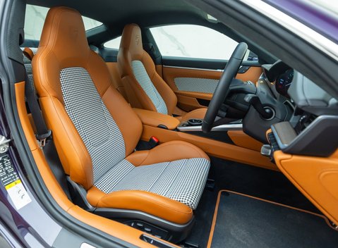 Porsche 911 SPORT CLASSIC (992) 14