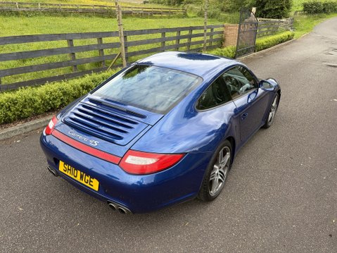 Porsche 911 CARRERA 4S 14