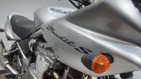 Suzuki Bandit 600 GSF S 2003 39K IDEAL COMMUTER BIKE 600CC A2 RESTRICTABLE 14