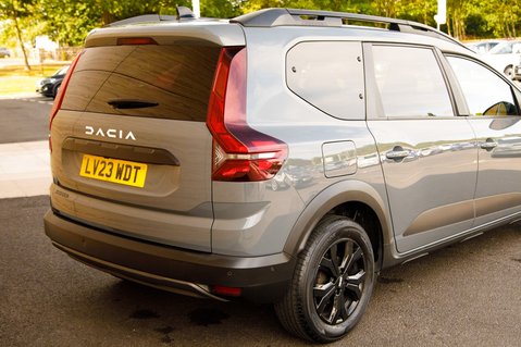 Dacia Jogger EXTREME SE TCE 8