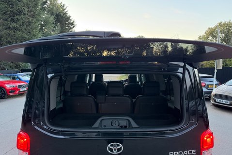 Toyota Proace Verso D-4D L2 VIP - 7 SEATER - AUTOMATIC  64