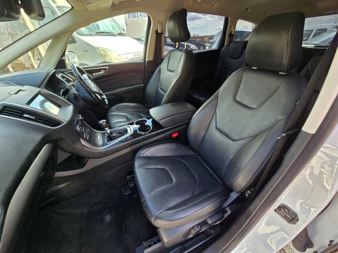 Ford S-Max ZETEC 14
