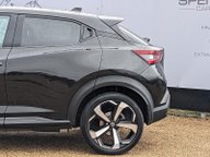 Nissan Juke DIG-T TEKNA 6