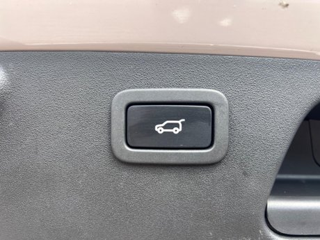 Jaguar E-Pace 2.0 D180 R-Dynamic HSE Auto AWD Euro 6 (s/s) 5dr 50