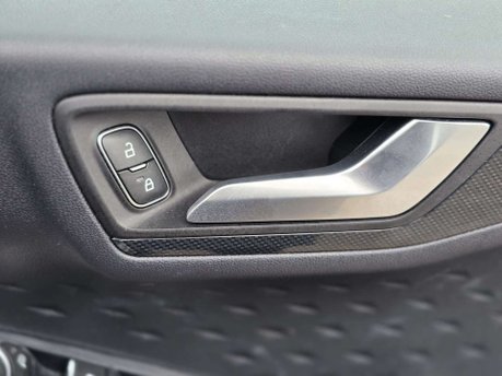 Ford Kuga 1.5 EcoBlue ST-Line SUV 5dr Diesel Auto Euro 6 (s/s) (120 ps) 24