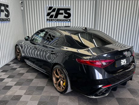 Alfa Romeo Giulia 2.9 V6 Bi-Turbo Quadrifoglio Saloon 4dr Petrol Auto Euro 6 (s/s) (510 ps) 26