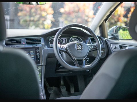 Volkswagen Golf 1.0 Golf Match Edition TSi 5dr 9