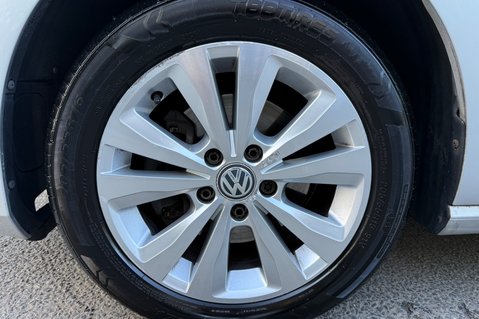 Volkswagen Golf SE TSI BMT DSG -£35 TAX-FULL VW S/HISTORY-ADAPTIVE CRUISE-2 OWNERS -NEW MOT 47