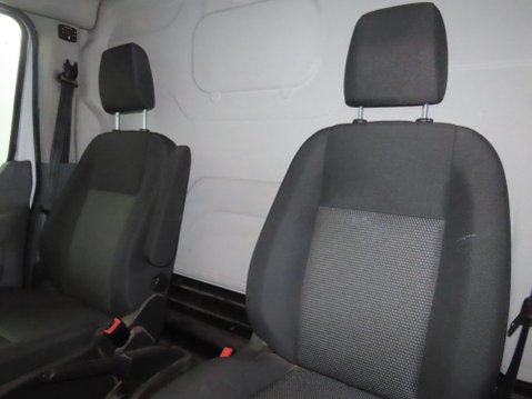 Ford Transit 2.0 350 EcoBlue FWD L2 H3 Euro 6 5dr 9